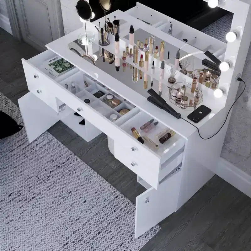 Coiffeuse blanche Georgina avec boutons en cristal - Boahaus